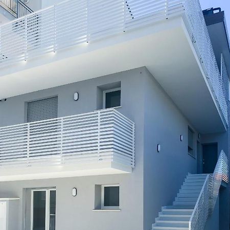 Appartamenti Sunrise Cattolica Exterior photo